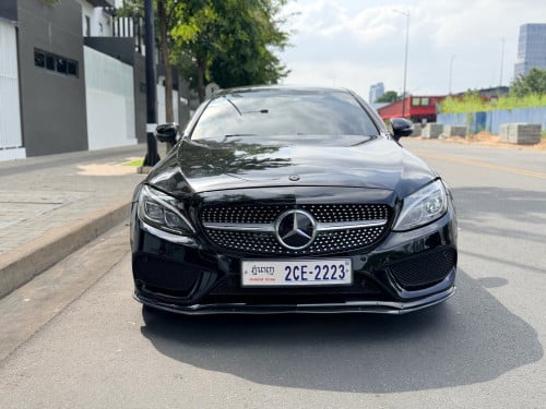 C300
