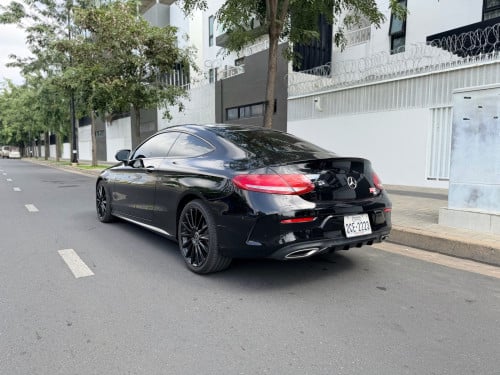 C300