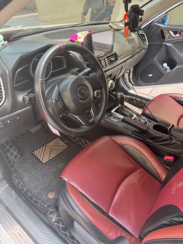 Car for Rent/Sewa mobil Mazda 3