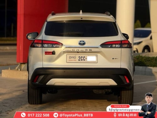 COROLLA CROSS HEV 2024