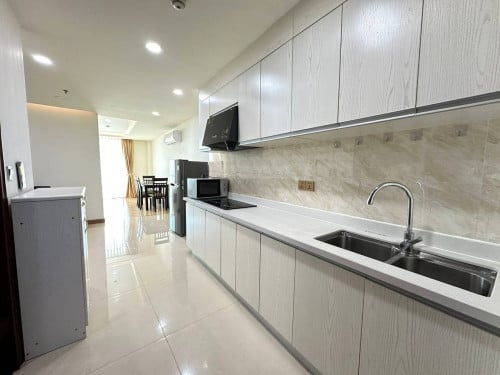 Fully Furnished Studio Room for rent