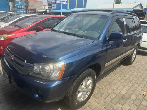 High Lander 03 លក់USD11,500.00 ម្ចាស់ផ្ទាល់ ជិះតែធ្វើការនៅធនាគារ