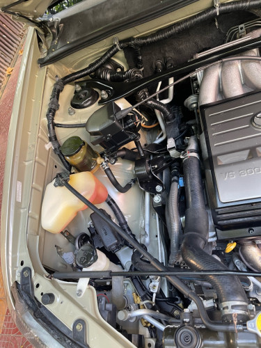 Highlander 02 limited full option ម្ចាស់ដេីមថ្មីណាស់ ស្រីនមួយជុំ