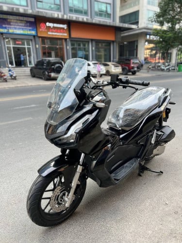 Honda ADV 2019ក្រដាស់ពន្ធស្អាត99%មានធានាសេវាម៉ាសុីន1ឆ្នាំពេញ