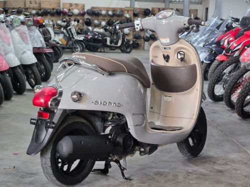 Honda Giorno 2011 នាំចូលផ្ទាល់ពីប្រទេសជប៉ុន
