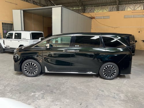 HYGAN V09 EV 762KM 2024