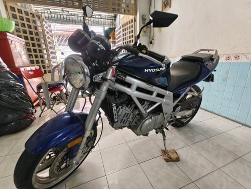 Hyosung comet 650CC
