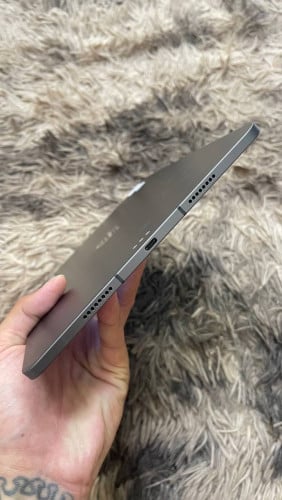 I pad pro 11 M1 128G sim 99% 499$