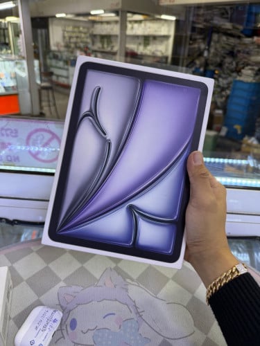 iPad Air M4 2025  new box (11Ah wifi)