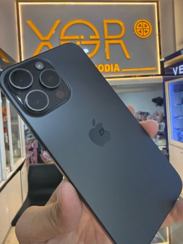 iPhone 15 PM 🖤