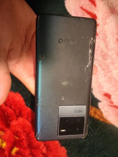 (លក់ហើយ)Iqoo neo6Chinaversion80$អេក្រង់zin120hzដាននិងអត់ដើរsceneឈីប Snapdragon 8gen1