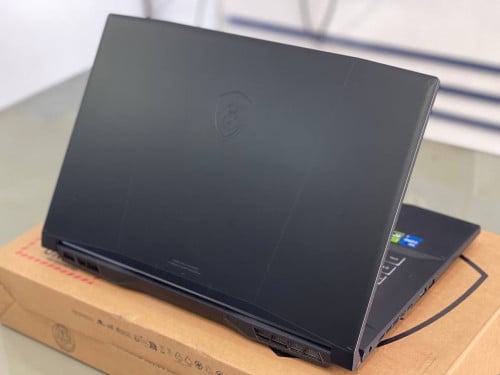 Katana17 i7-14650HX DDR5 16G M2 1TB RTX5060 8G 17.3" 2.5K 240Hz New99.99%=999$