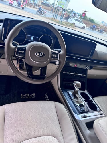 Kia Carnival 2021
