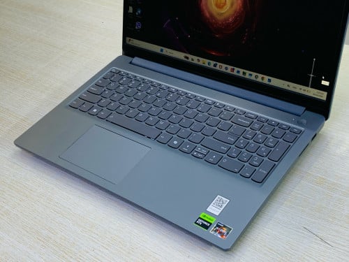 Lenovo LOQ 15.6”FHD 1080 144Hz