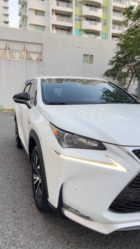 Lexus NX 200t F Sport 6ប៊ូតុង ប៉ុង 2 តម្លៃពិសេស