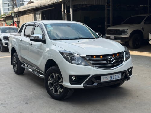 Mazda 2020 3.2 Thunder