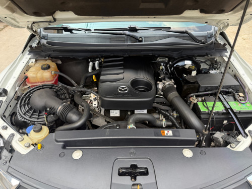 Mazda 2020 3.2 Thunder
