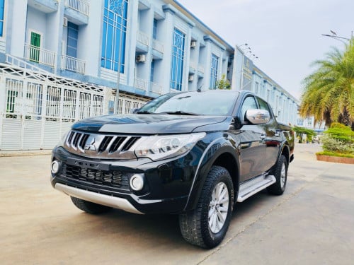 MITSUBISHI TRITON ឆ្នាំ2018 ម៉ាស៊ូត ឡានខ្លាញ់គោស្រុកខ្មែរ