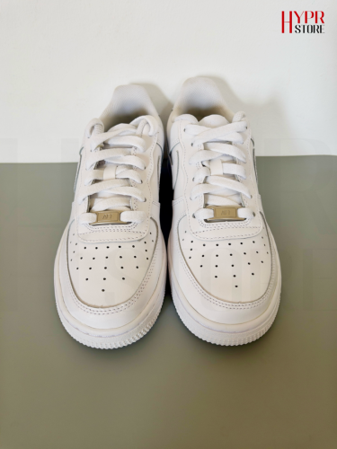 NIKE AIR FORCE 1 LOW GS "TRIPLE WHITE"