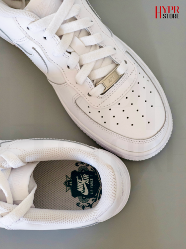 NIKE AIR FORCE 1 LOW GS "TRIPLE WHITE"