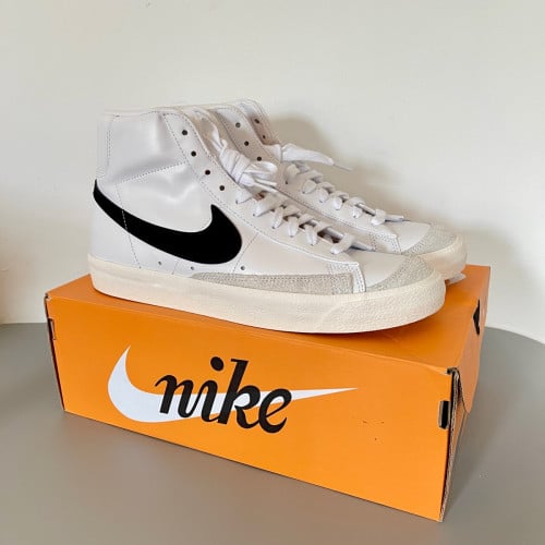 NIKE BLAZER MID 77 VINTAGE "WHITE BLACK"
