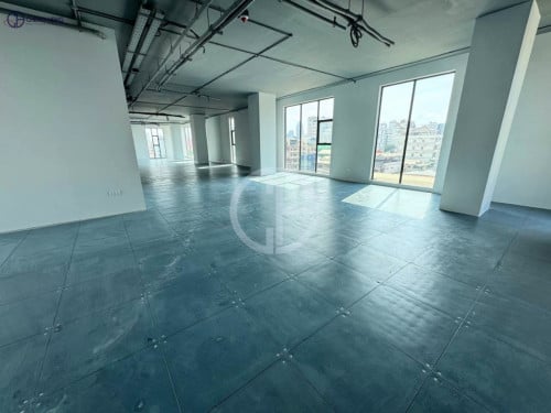 Office space for rent R448