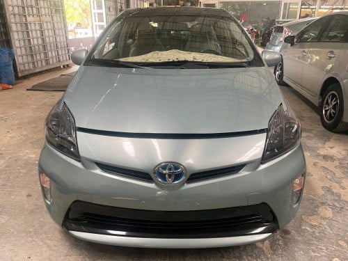Prius 012 opt.4 deluxe solar (តម្លៃចរចារ)