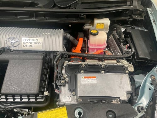 Prius 012 opt.4 deluxe solar (តម្លៃចរចារ)