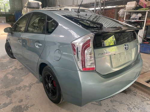 Prius 012 opt.4 deluxe solar (តម្លៃចរចារ)