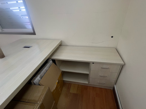 Sale office table