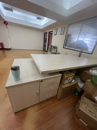Sale office table