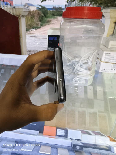 Samsung Galaxy S10 Ram8G/128GB តួស្អាត98%