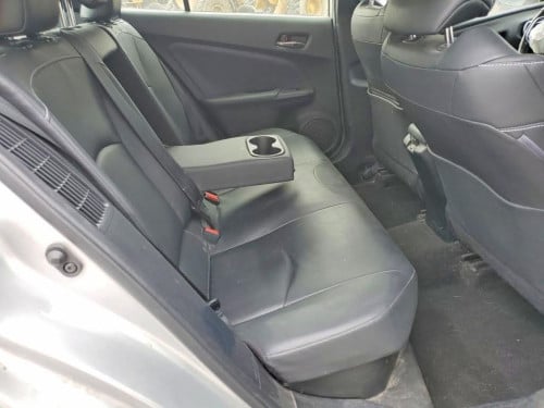 Sell Prius 2021 xle full primer សាង​19800$បញ្ជាក់​រៀបចំ​ខ្លួន​ឯង​