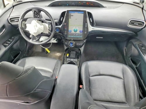Sell Prius 2021 xle full primer សាង​19800$បញ្ជាក់​រៀបចំ​ខ្លួន​ឯង​
