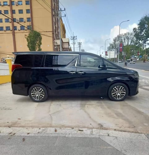 SR- Car Rental Company