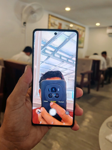 Techno Pova 6pro 5G 12g/256g(វៃដូរបាន)👉$125