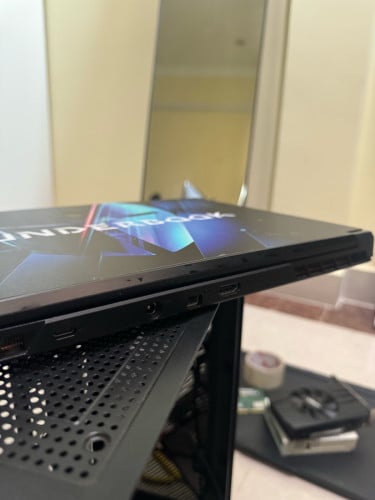 Thunderobot 17-13620H Ram 32G m.2 1T RTX 4060 8G 165hz 800$