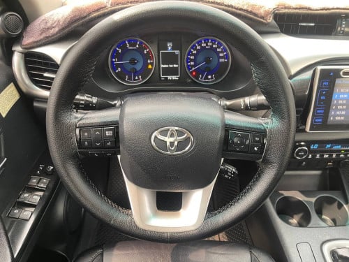 Today hilux REVO 2017​ ម្ចាស់ដេីម​
