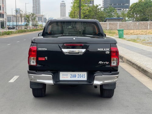 Today hilux REVO 2017​ ម្ចាស់ដេីម​