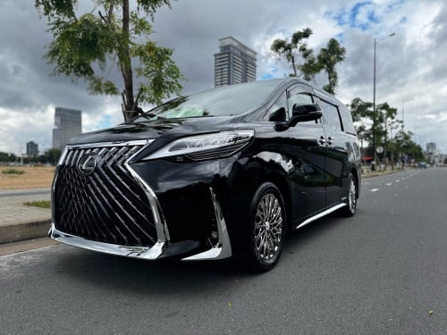 Toyota Alphard Hybrid 2018 LM Style