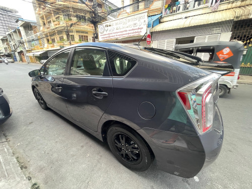 Toyota Prius 2012 option3 sola new tax paper