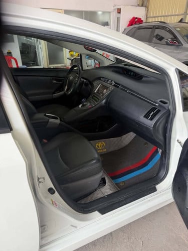 Toyota Prius 2014 op4 Delux sorla កៅអីចុច JBL ពូកស្បែក ស្លាយកុងទ័រ