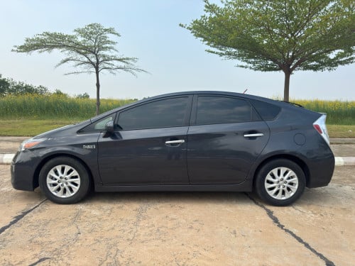 Toyota Prius plug-in hybrid 2012