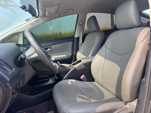 Toyota Prius plug-in hybrid 2012