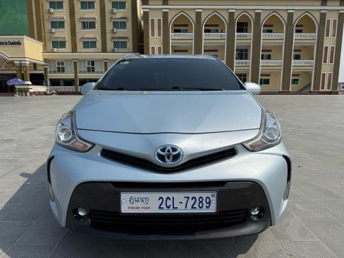 Toyota PriusV 2015 Option5 ម្ចាស់ដើម