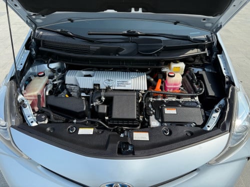 Toyota PriusV 2015 Option5 ម្ចាស់ដើម