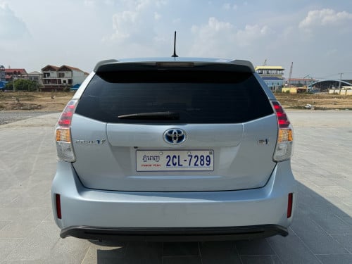 Toyota PriusV 2015 Option5 ម្ចាស់ដើម
