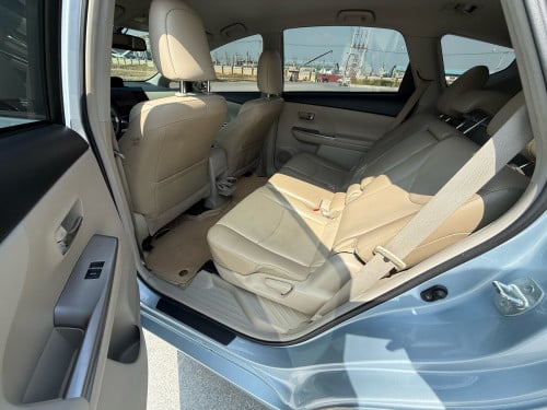 Toyota PriusV 2015 Option5 ម្ចាស់ដើម