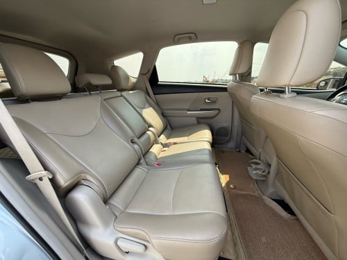 Toyota PriusV 2015 Option5 ម្ចាស់ដើម