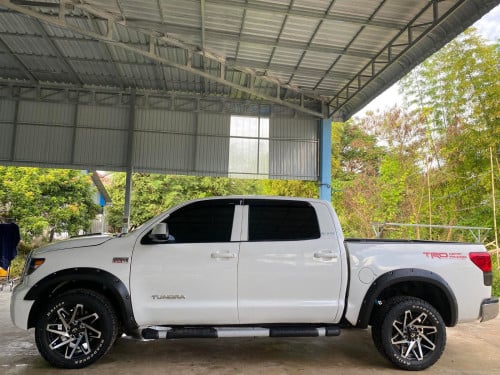 Tundra 2010 for sale